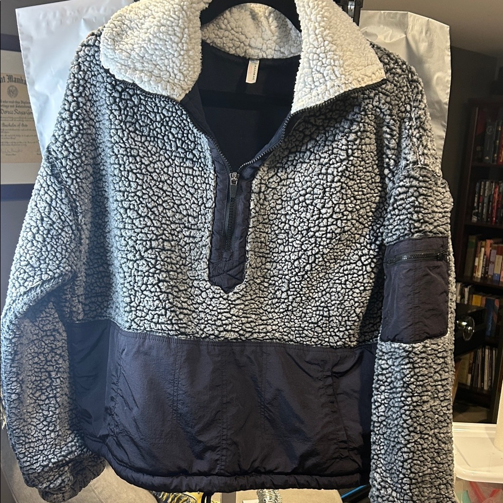 Free People Movement Sherpa Zip-Up Jacket in Black / Gray and white Size Medium